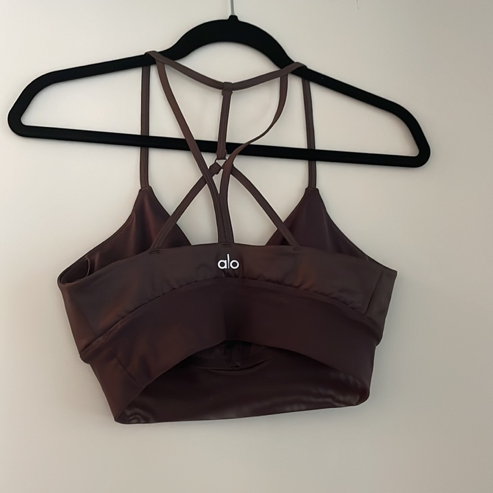 Alo Lush Bra in Purple Dusk - Picture 6 of 8